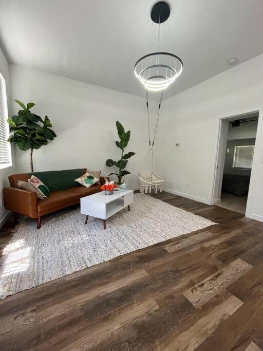 Luxury 2Br Within Walking Distance To Nightlife!! Villa Covington Dış mekan fotoğraf