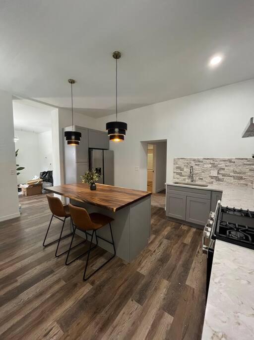 Luxury 2Br Within Walking Distance To Nightlife!! Villa Covington Dış mekan fotoğraf